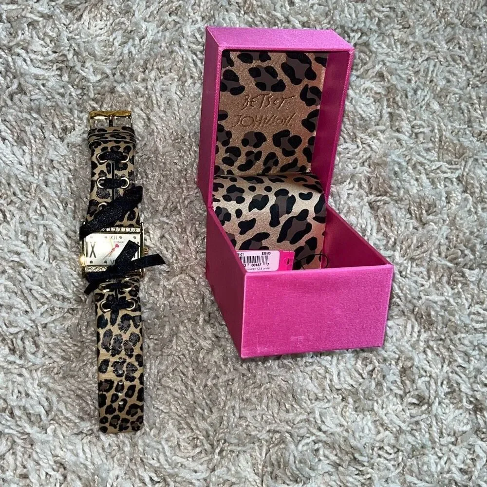 Betsey Johnson Large Square Faced Gold Tone Women’s Quartz Watch Cheetah Print B